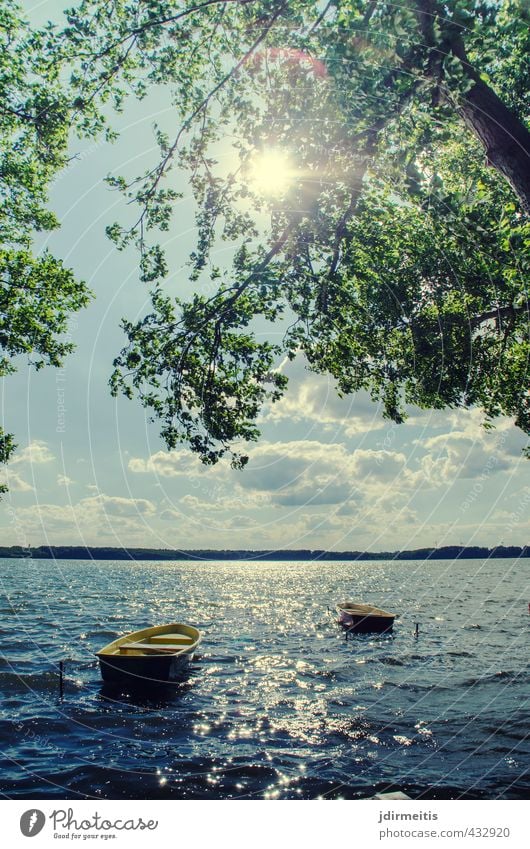 boats Vacation & Travel Summer Sun Waves Lake Nature Landscape Water Sky Clouds Beautiful weather Wind Tree Lakeside Rowboat Relaxation Leisure and hobbies