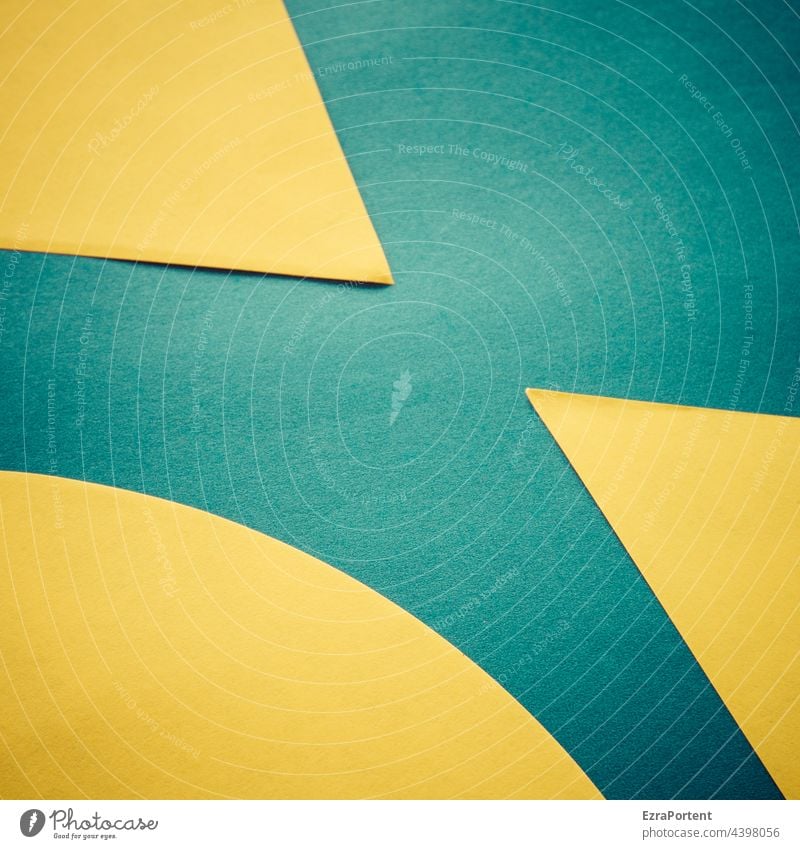 > < Copy Space Arrow Geometry Design Sign Abstract Graphic Colour Yellow Blue Background picture background Illustration Paper