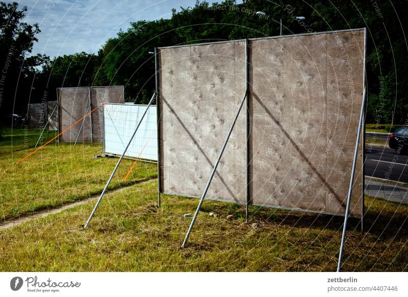 Election campaign in Berlin-Steglitz Democracy Poster Billboard Rear side urban choice Advertising publicity display Town Grass Lawn Meadow Street Bundestag