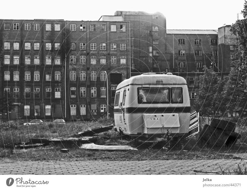 camping Camping Flat (apartment) House (Residential Structure) Ruin Architecture Mobile home Caravan Old Poverty Dirty Retro Loneliness Netherlands Dutchman