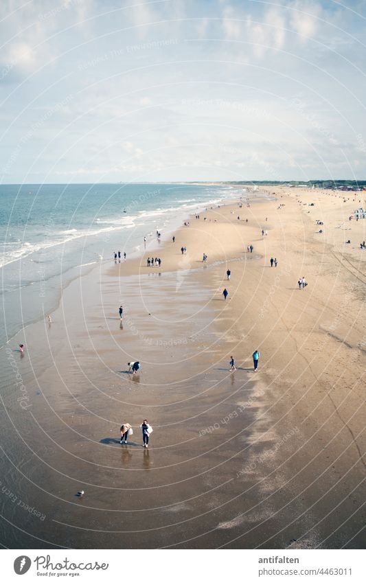 on the North Sea coast Ocean Horizon Water Sky Blue Exterior shot Colour photo Waves Nature Landscape Beach Vacation & Travel Far-off places Day Tourism Freedom