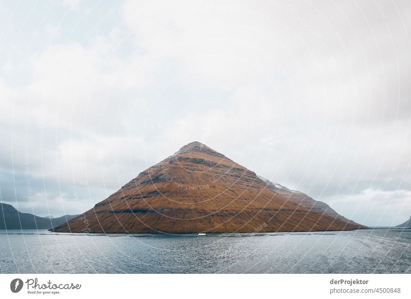 Autumn atmosphere on the Faroe Islands II traditionally Outdoors spectacular rocky naturally harmony Weather Rock Hill Environment Rural highlands Picturesque