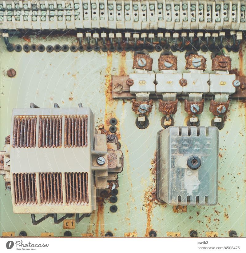 short-circuit Fuse-box Distributor Short-circuit Connection Transmission lines in need of repair Electrical equipment stream switched off Dangerous