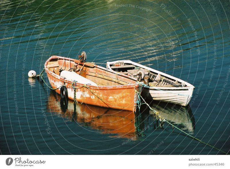 A pair of boats Watercraft Romance Embrace Calm Leisure and hobbies In pairs