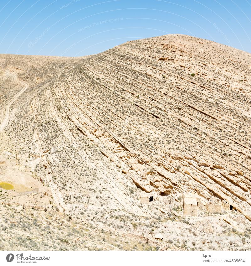 in the mountain  the view from the antique castle edom jordan travel landscape desert nature architecture east middle famous israel eilat hill arabia saudi rock