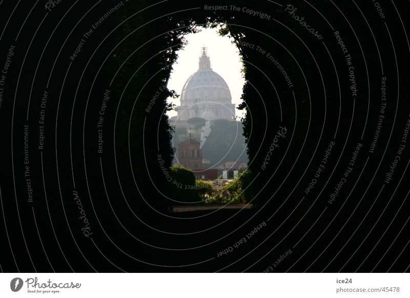 St. Peter's Basilica through the keyhole St. Peter's Cathedral Vatican Rome Keyhole Historic