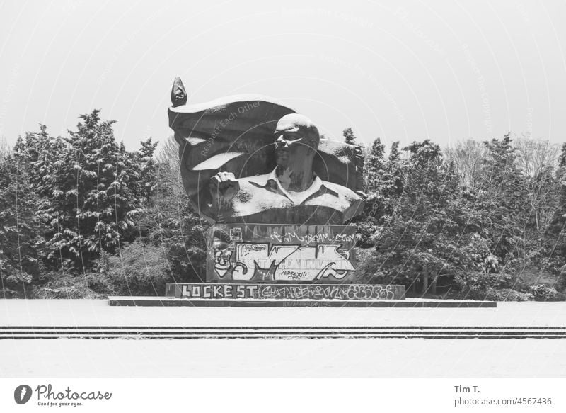 Monumental monument Ernst Thälmann with snow b/w bnw ernst thälmann Park Prenzlauer Berg Winter Graffiti Day Berlin Black & white photo Deserted Exterior shot