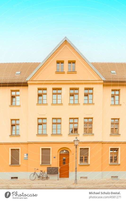 Gable house of the Bauhaus era in pastel colours Green anger Colour photo House (Residential Structure) Manmade structures Deserted Magdeburg Modernity