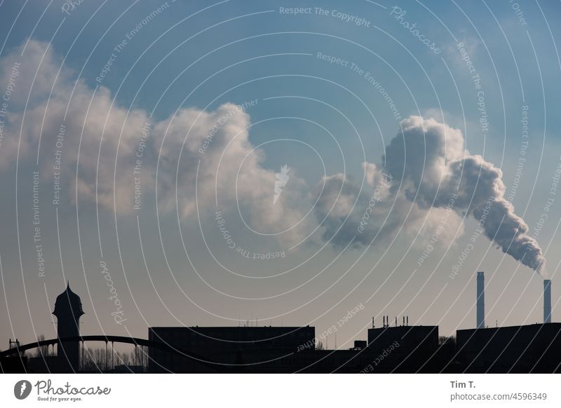 Urban Skyline Berlin Friedrichshain Colour photo Ostkreuz chimney Silhouette Chimney smokestack industries Water tower Architecture