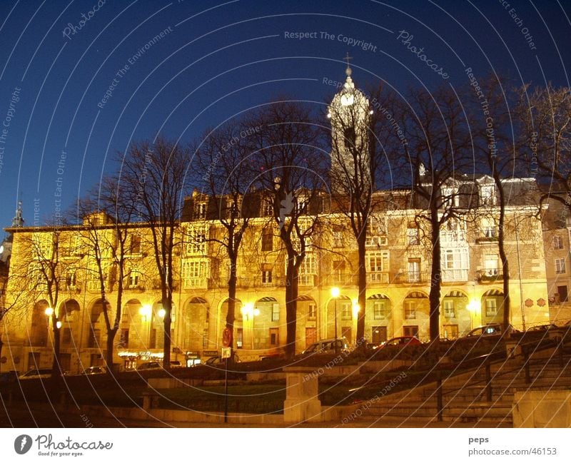 Navidad en Vitoria Spain Basque Country Tree Light Night Night shot Exterior shot Places Dark Long exposure Building Night mood Winter Ochre Parking lot Tower