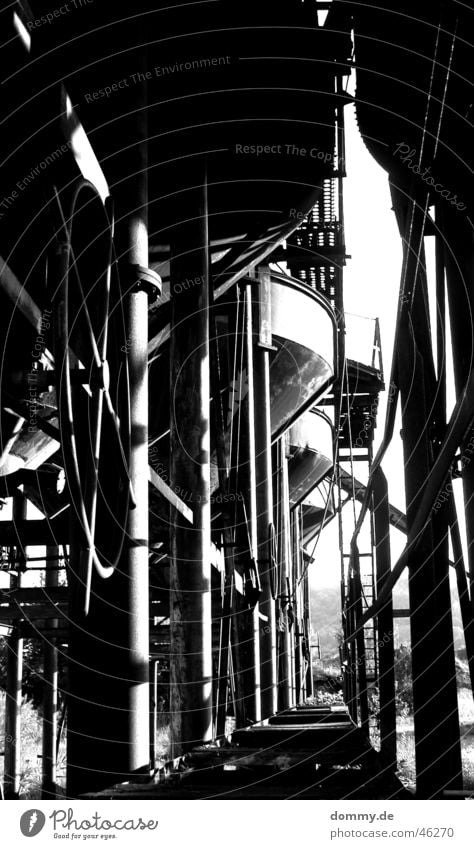 old Gravel plant Black White Funnel Work of art Black & white photo Line Rust Rod Processing Loneliness Corridor