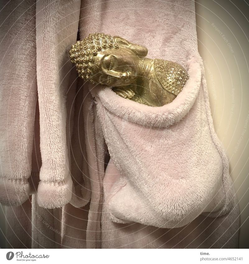 Nightlife | pssst Buddha Buddha figure Sleep Bathrobe Bag Sleeping place holier religion Spirituality tranquillity Meditation Pink Figure Buddhism Belief Zen