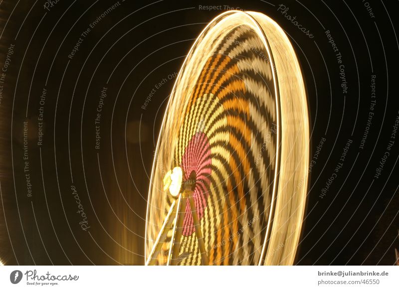 That's great, that's fun. Ferris wheel Colossus Fairs & Carnivals Night Light Pattern Long exposure Motionless Krefeld wonder static dynamic Dynamics Julian