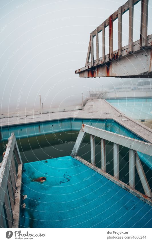 Abandoned "Pools of São Pedro de Moel": Diving Tower III Force of nature Experiencing nature Copy Space middle Structures and shapes Contrast Reflection Light