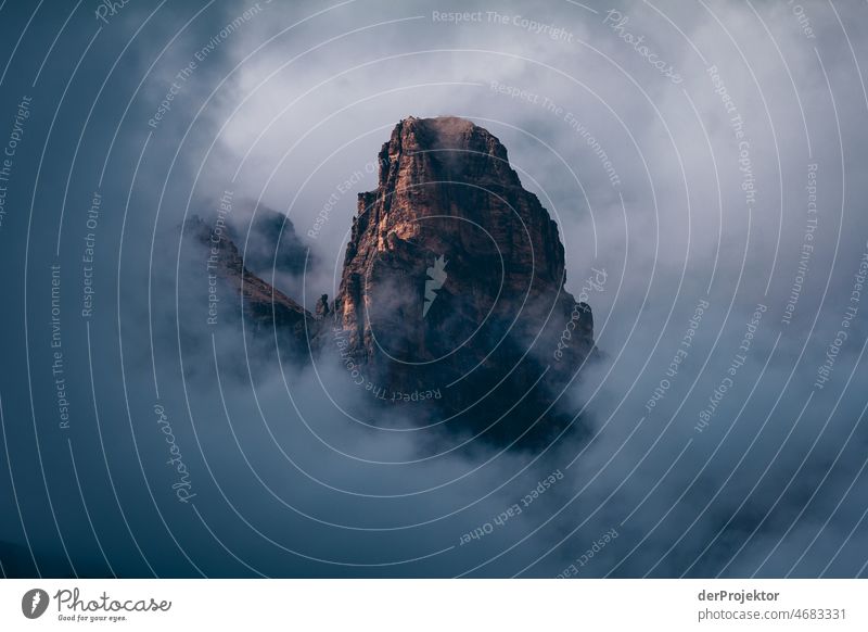 Fog in the mountains of the Dolomites II Experiencing nature Willpower Passion Vacation & Travel Tourism Movement Central perspective Long shot Panorama (View)