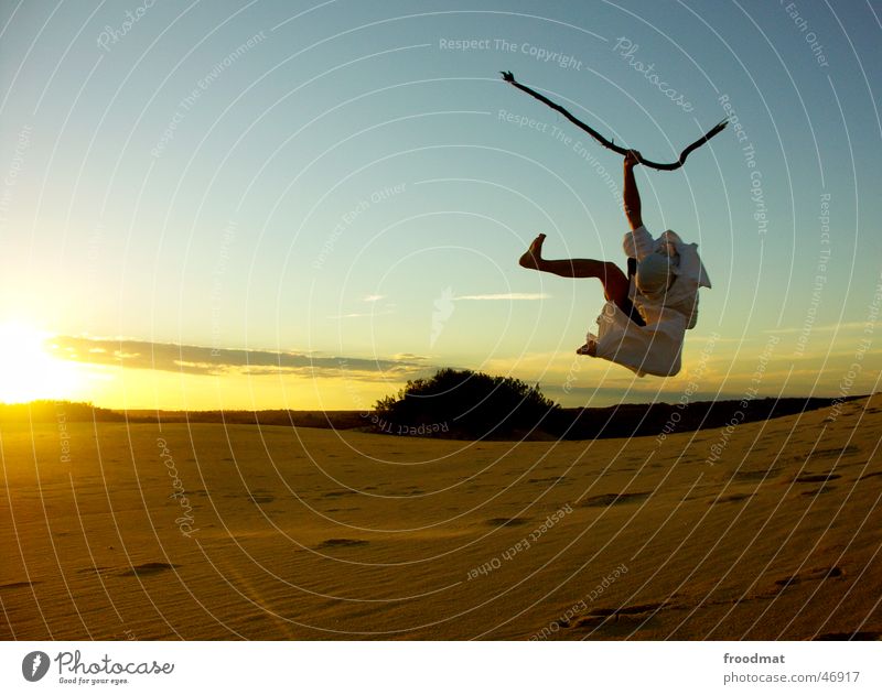 boisterous wannabe Bedouin Jump Sunset Back-light Action Stick Sheet Joie de vivre (Vitality) Brazil Wrap up warm Mask itaunas Joy Sand Beach dune Desert Stupid