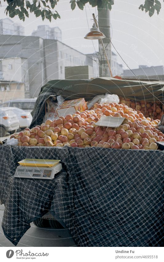 Apples waiting to be sold Markets China Fruit Life Marketplace