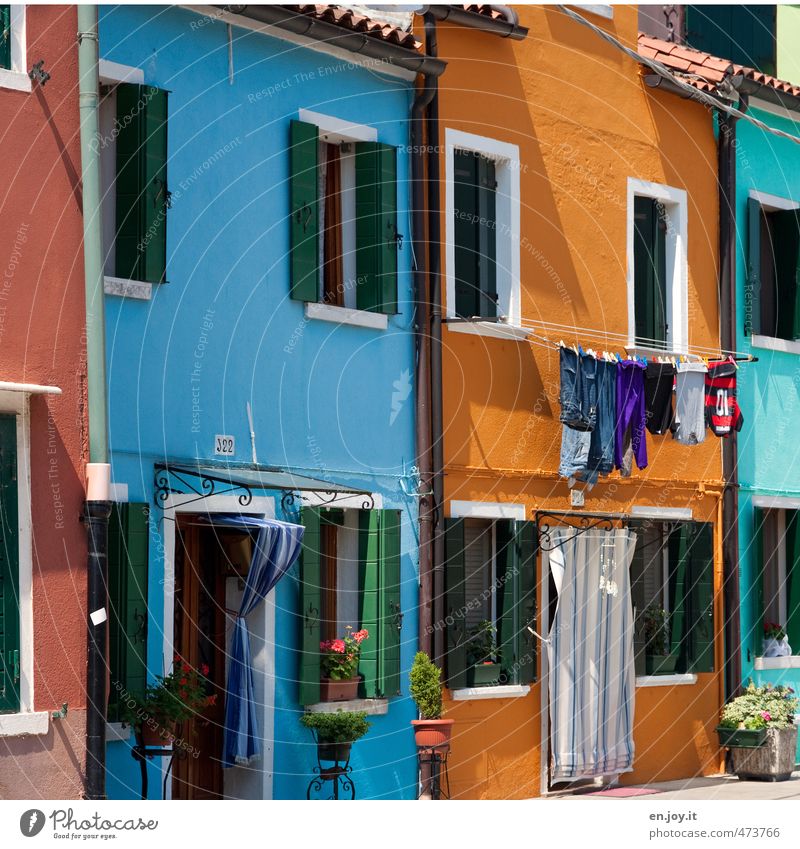 colour detergent Vacation & Travel Sightseeing City trip Summer vacation Living or residing Flat (apartment) House (Residential Structure) Venice Burano Italy