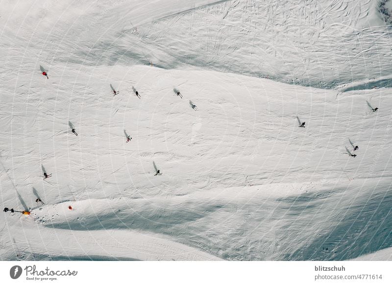 Skiing from the bird's eye view Winter sports curves Athletic action Sports Snow Cold drone Nature from on high Bird's-eye view Suisse suisa Switzerland