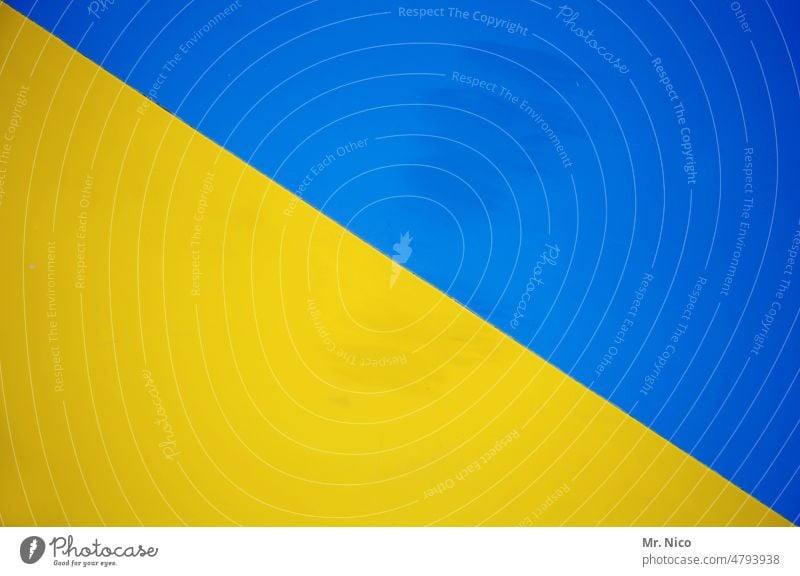 blue - yellow Symbols and metaphors Ukraine war Patriotism Surface Blue-yellow national colors Wall (building) structure Ukraine crisis symbol Freedom