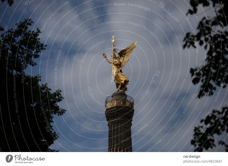 [hansa BER 2022] - Victory Column in Berlin bordered by trees left and right under slightly cloudy skies Victory column Monument Capital city