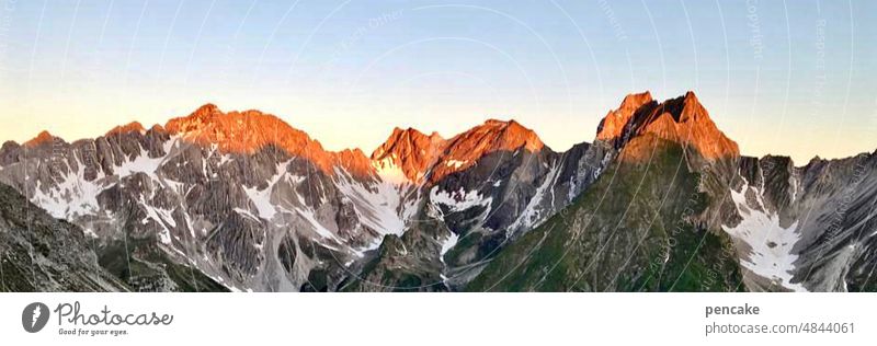 ALPENGLÜHEN mountains Alps alpine chain Sunrise Mountain Sunset Landscape Twilight Panorama (View) Sunlight alpenglow