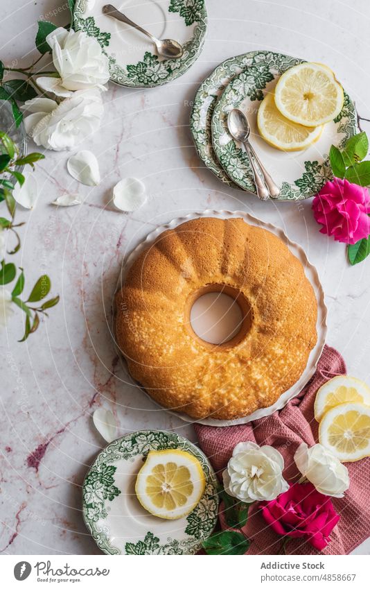 Super fluffy lemon cake food homemade baked bakery pastry sweet sugar dessert pie yellow closeup fresh sponge cake soft delicious tasty muffin biscuit breakfast