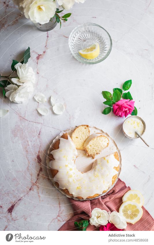 Super fluffy lemon cake food homemade baked bakery pastry sweet sugar dessert pie yellow closeup fresh sponge cake soft delicious tasty muffin biscuit breakfast