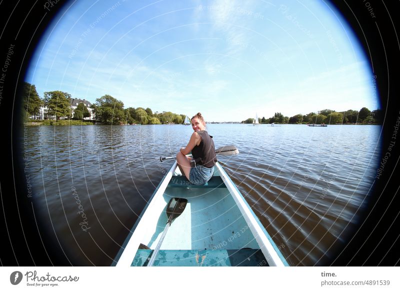 Sportschau Canoe Lake Water Landscape Woman Paddling feminine boat Alster Sit recover relax Horizon Sky T-shirt Paddle In transit waterborne sunny Trip travel