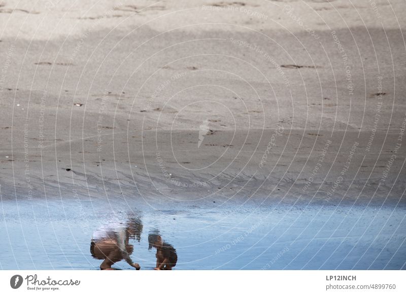 CR XXIII Costa Rican reflection Infancy mama Reflection Beach Ocean Vacation & Travel Woman Child Playing Sand Water Employment Tourism Nature coast Relaxation