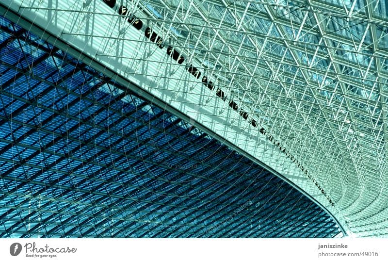 Stopover Paris-Airport Roof Large Vanishing point Traverse Aspire Window Light Foyer Switch France Airplane Crash Crash landing Dangerous French Frog's legs