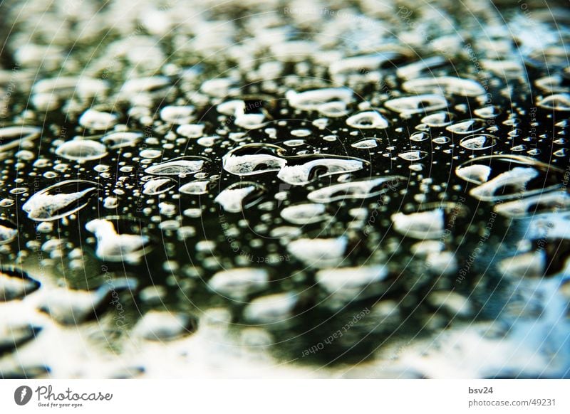 raindrops Car roof Drops of water close up Water