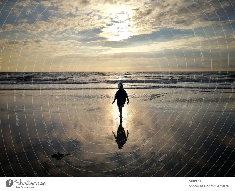 Love to the power of 2 Ocean North Sea Sunset Child Family Mother Relaxation vacation time-out Back-light Shadow reflection Water Beach Sand family vacation fun