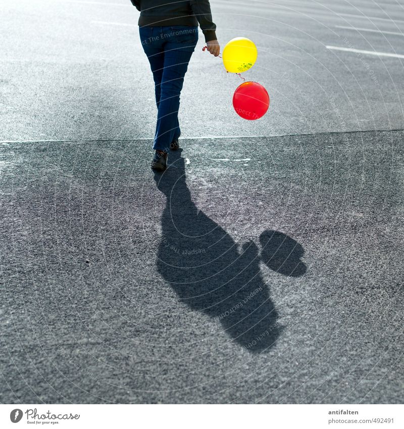 balloons Feasts & Celebrations Birthday Feminine Young woman Youth (Young adults) Woman Adults Body Back Hand Fingers Bottom Legs Feet 1 Human being