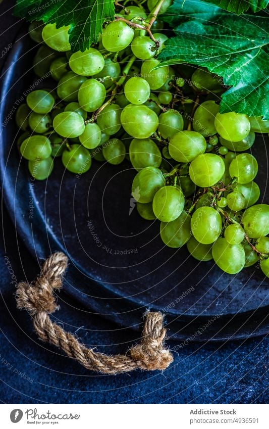 Ripe green grape on dark background dessert eat food fresh fruit healthy juicy meal organic ripe rustic sweet tasty wine vitamin juice natural colorful bright