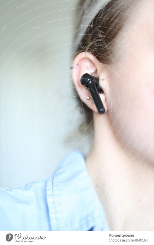 Earphone in ear Office Shirt Headphones wireless Bluetooth Piercing Reliability Listening Listen to music Music Lifestyle Woman To enjoy Leisure and hobbies