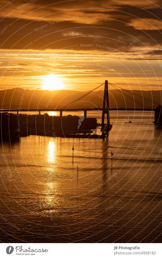 Sunrise in Stavanger Norway Sunlight Sunrise - Dawn North Sea Baltic Sea Exterior shot coast Orange Red Water reflection Reflection Sky Ocean Nature Morning