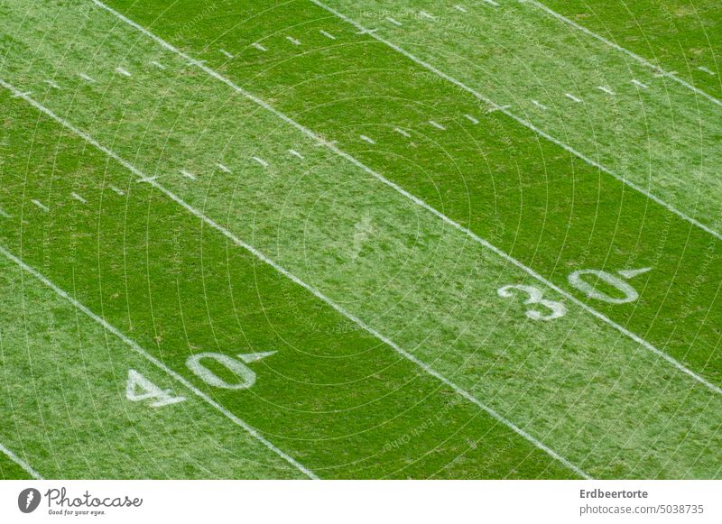 American football Playing field field marking Sporting grounds Stadium American Football Grass Green Grass surface Sports Lawn Ball sports Sporting event