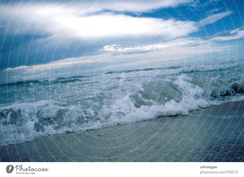 Beach in the south 2 Ocean Surf Waves Lake Vacation & Travel White crest Clouds Coast Sand Water High tide Sky