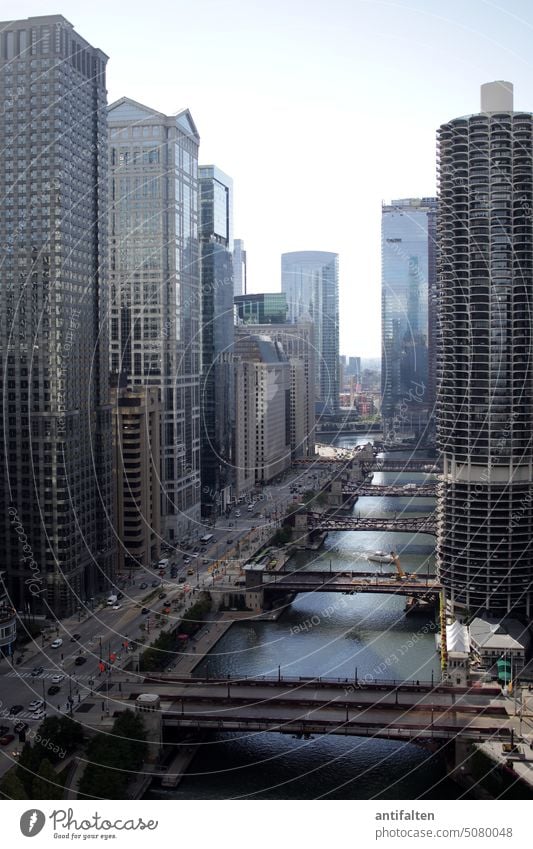 Outlook III Chicago Vantage point Vacation & Travel Water Reflection River Landmark Architecture cityscape Exterior shot Building urban City Downtown High-rise