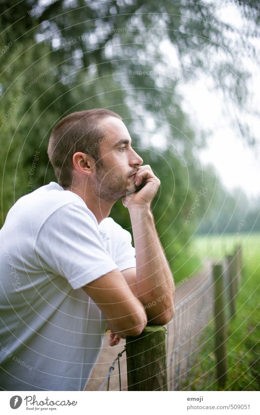 natural Human being Masculine Young man Youth (Young adults) 1 18 - 30 years Adults T-shirt Designer stubble Beautiful Meditative Support Colour photo