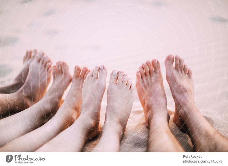 #A0# Stinky feet Feet up Feet together Feet on the ground raise one's feet feet in the sun play footsie group Cuddling Barefoot barefoot beach run barefoot