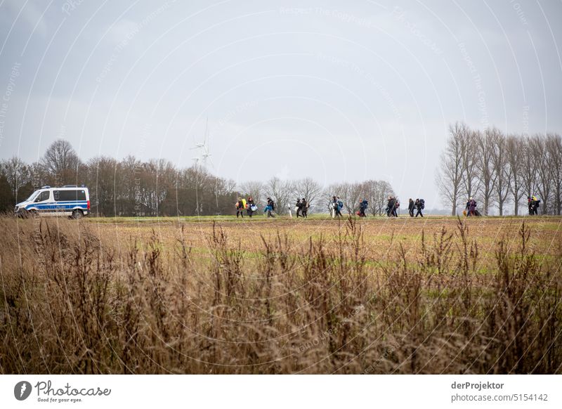 Demonstrators on the way to Lützerath Demonstration demonstrate Social Lignite Industry overexploitation Fossil Energy Hideous Threat Renewable energy