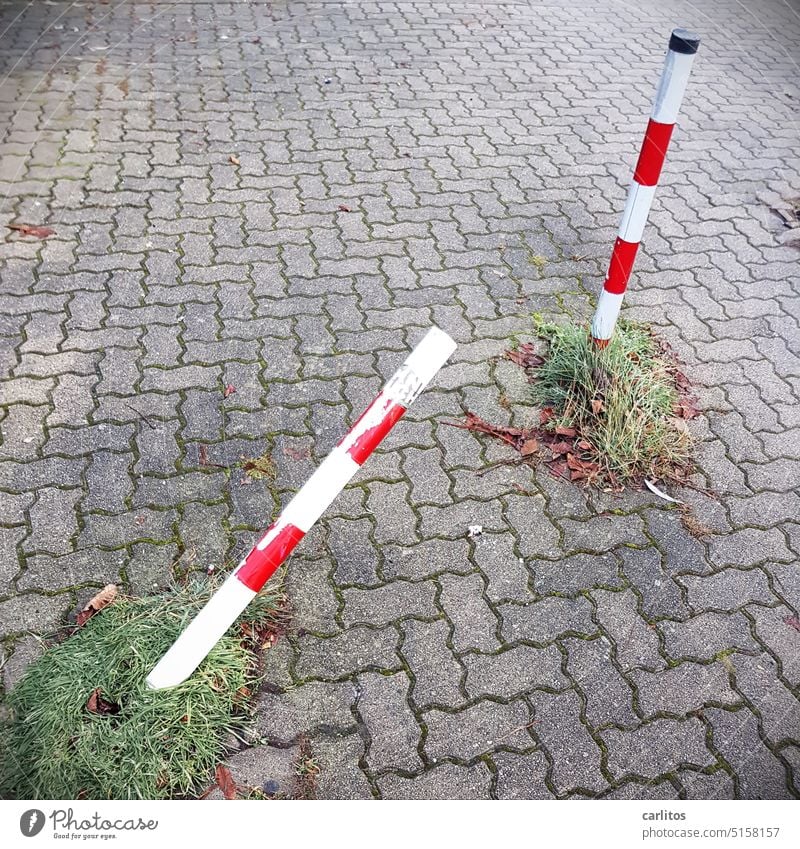 DepriTag | I am so depressed today ..... Bollard bollards Barrier posts Pole blocking Barred damage broken slanting mark Accident Parking lot Parking bumper