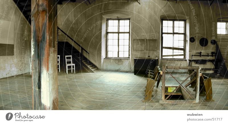 WORK ROOM Atelier Dusty Attic Austria Old Warehouse Empty