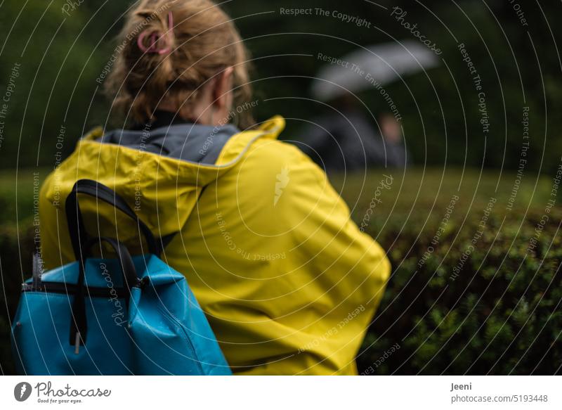 [HH Unnamed Road] Experience something together in the rain Rain Umbrella rain cape people Weather Weather protection Bad weather Protection Woman