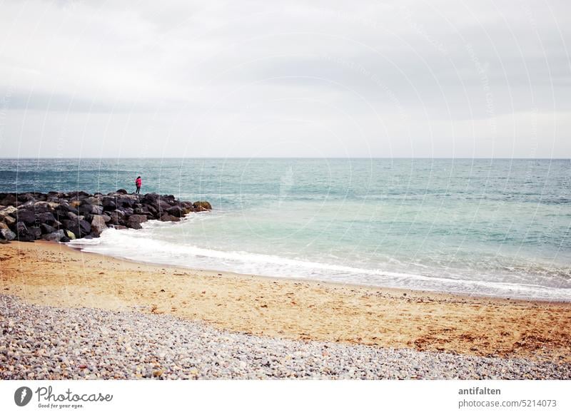 Wicklow II, Ireland 08.2018 Landscape Nature coast Exterior shot Day Sky Copy Space top Colour photo wide stones Vantage point Take a photo Atlantic Ocean