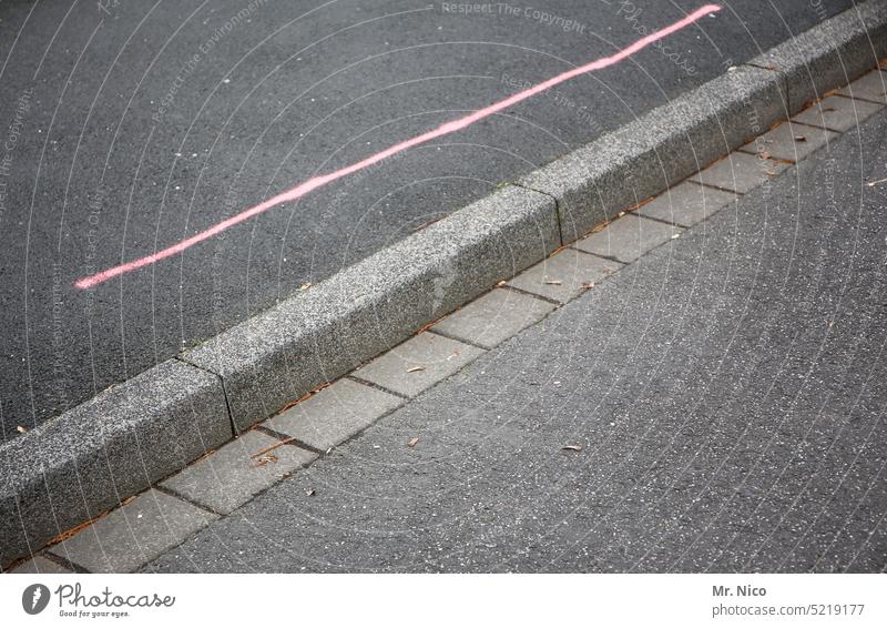 kerbstone Roadside Traffic infrastructure Pavement Concrete Sidewalk Asphalt Curbside Gray Lanes & trails Street Line Structures and shapes Pink curb Stripe