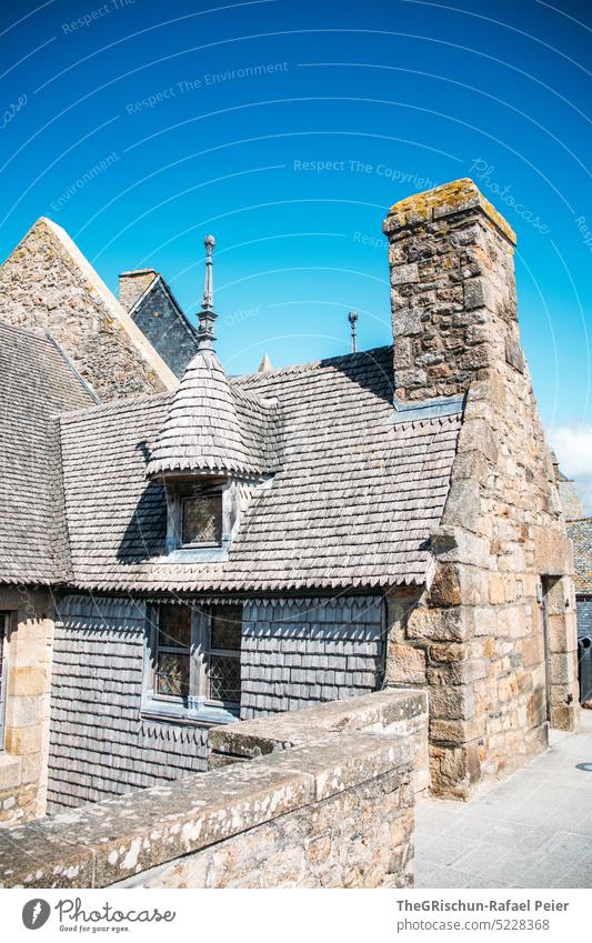 Old house with fireplace and shingles Brittany mont saint michel mont saint-michel Mont St. Michel Mont St.Michel Building Architecture France Tourism Landmark