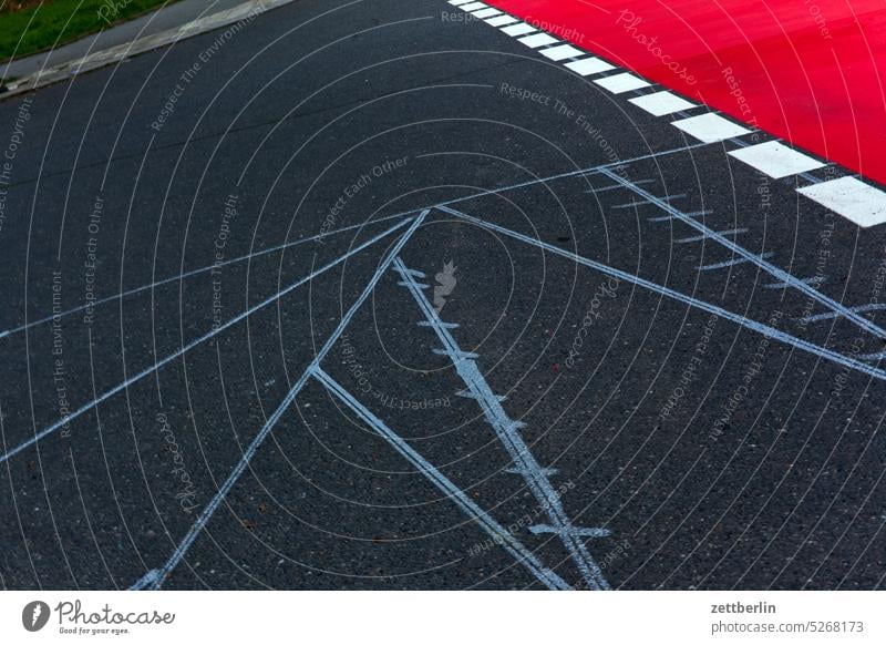 Bicycle path in preparation Turn off Asphalt car Corner Lane markings Driving Cycle path holidays locomotion Direct Main street Clue edge Line Left navi